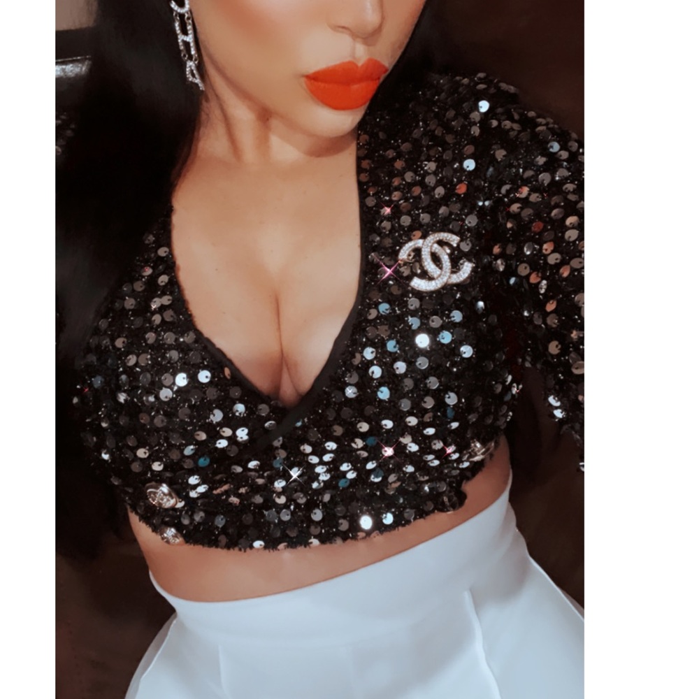 Long sleeve crop top
